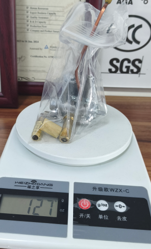 e44e3fee-3a77-4c1b-b932-0061f0332593